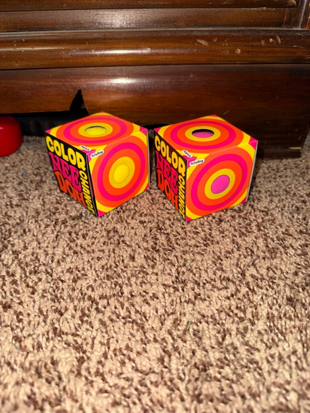 Needoh Color Change Pink & Yellow Squishy Toys